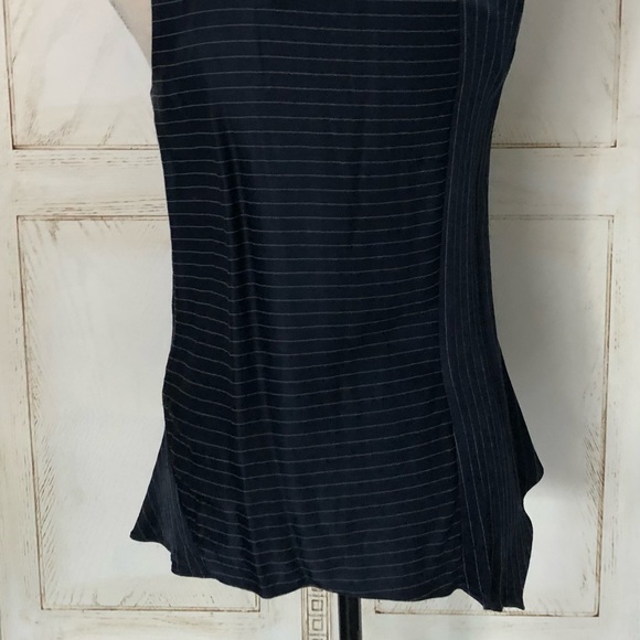 Banana Republic Silky Sleeveless Top - Picture 4 of 8